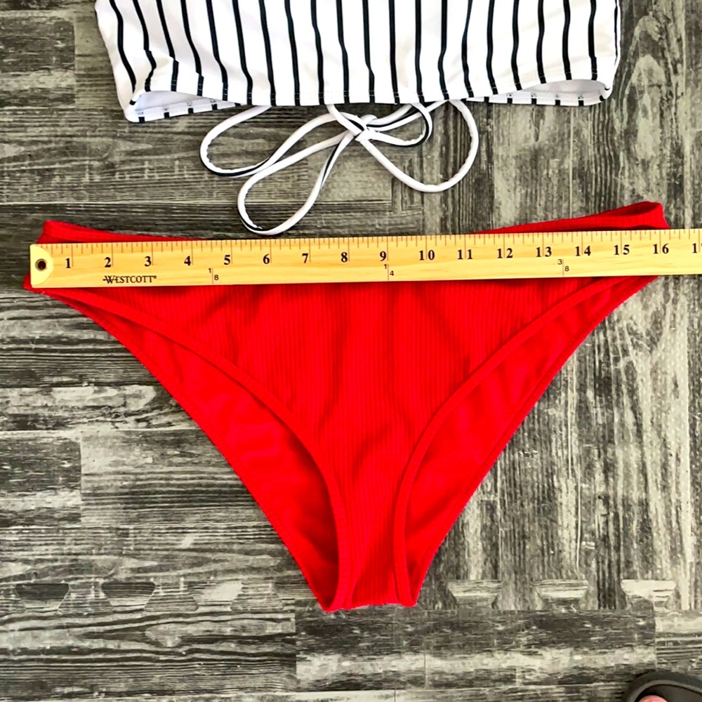 La hearts New Without tags Women’s 2 piece swim suit Large - Picture 4 of 10
